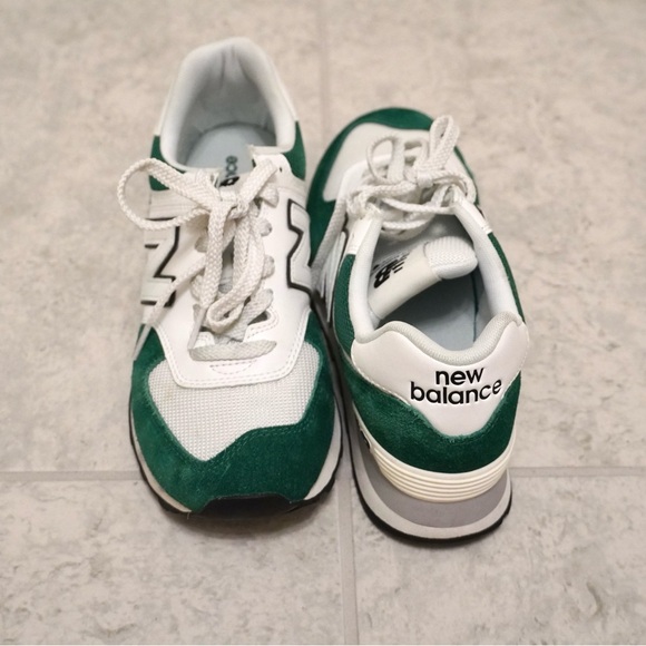 New Balance Green and White Classic Sneakers - Authentic, Final Sale. - Picture 1 of 5